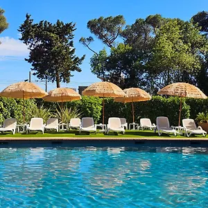 **** فندق Luxotel فرنسا