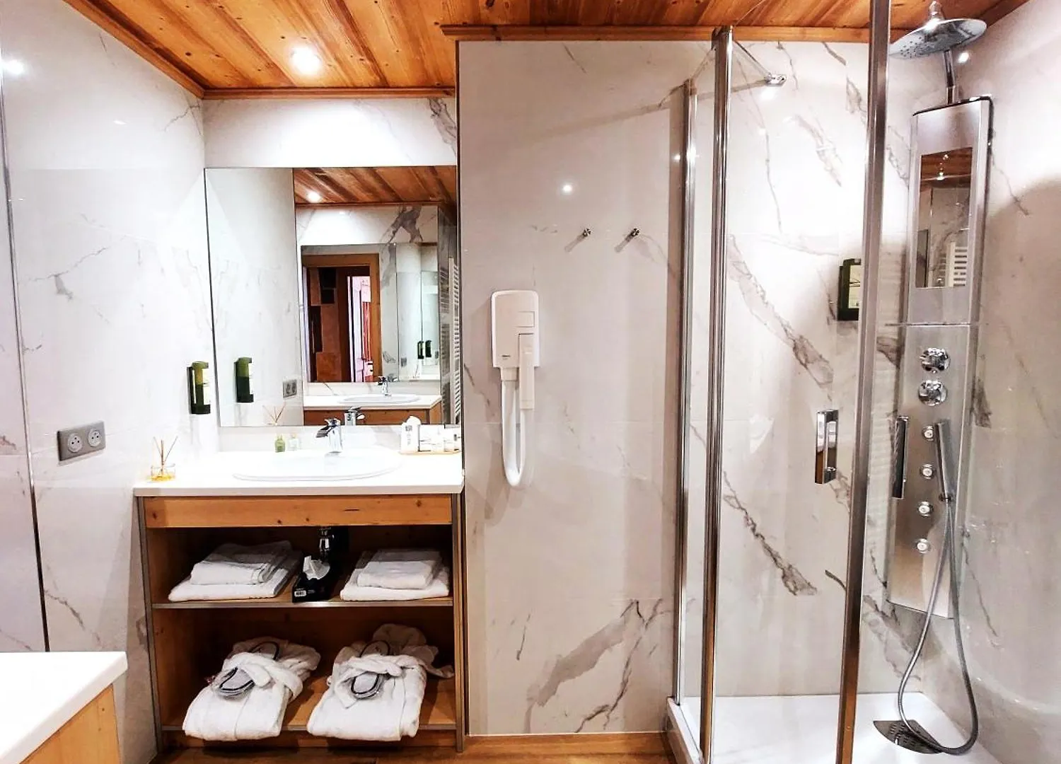 Park Hotel Suisse & Spa Chamonix 4*,